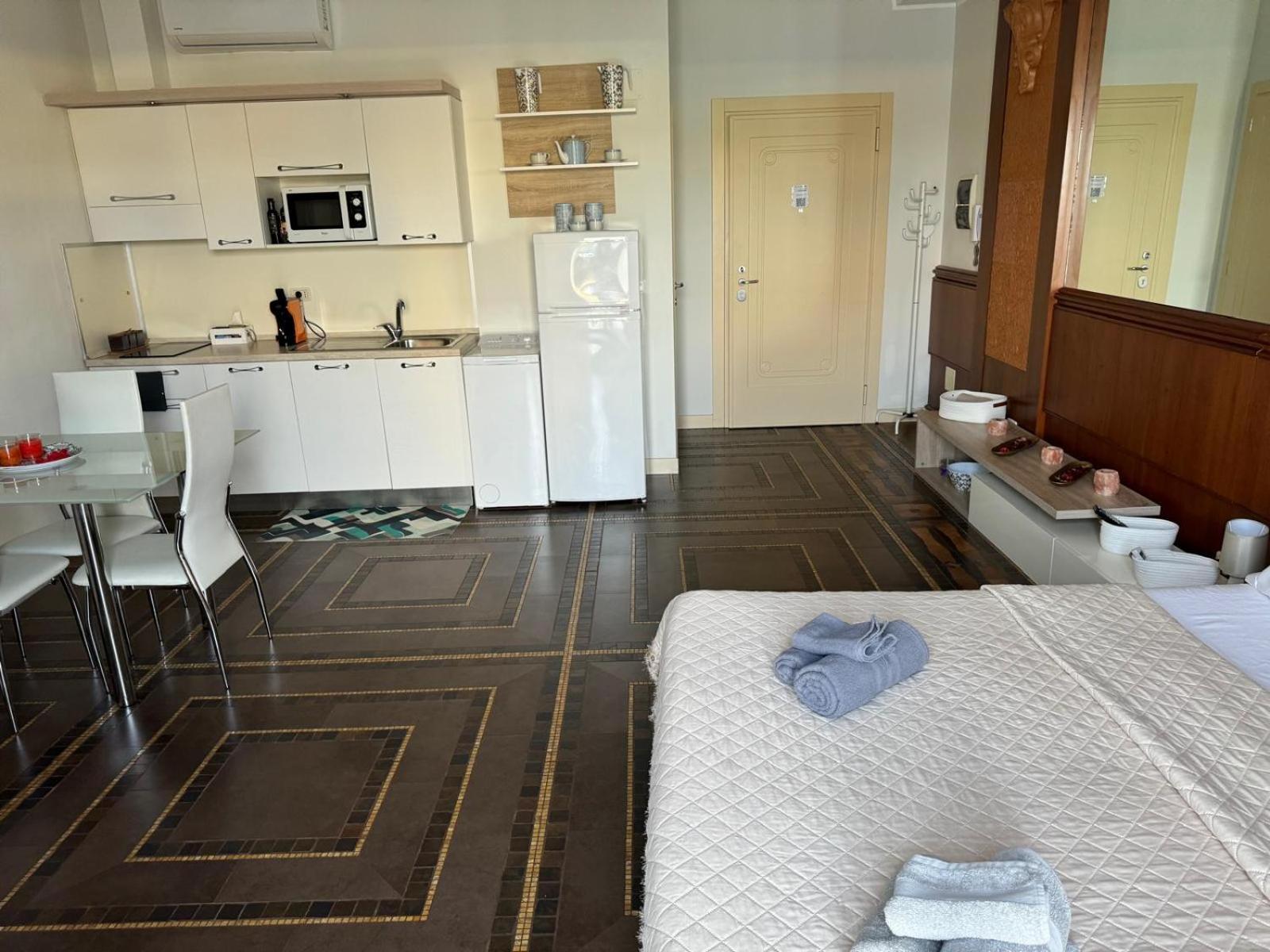 Ferienwohnung Regina Del Porto Brindisi Exterior foto