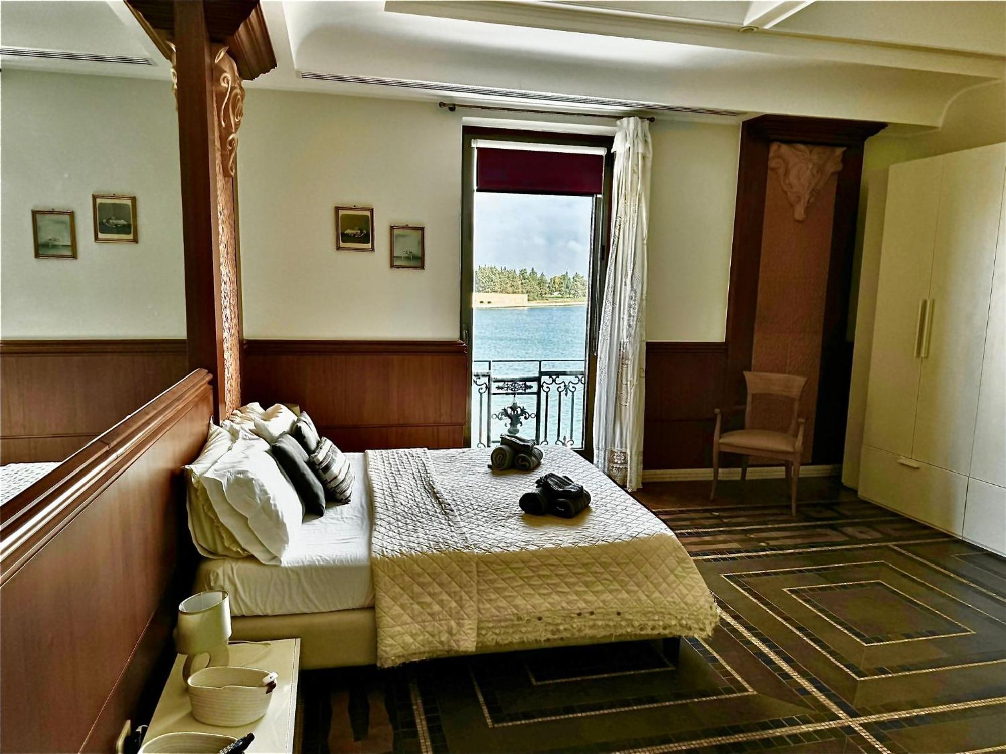 Ferienwohnung Regina Del Porto Brindisi Exterior foto